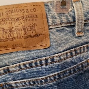 Ladies size L Levi's